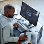 IT support technician in Fresno providing IT support to small businesses in Fresno
